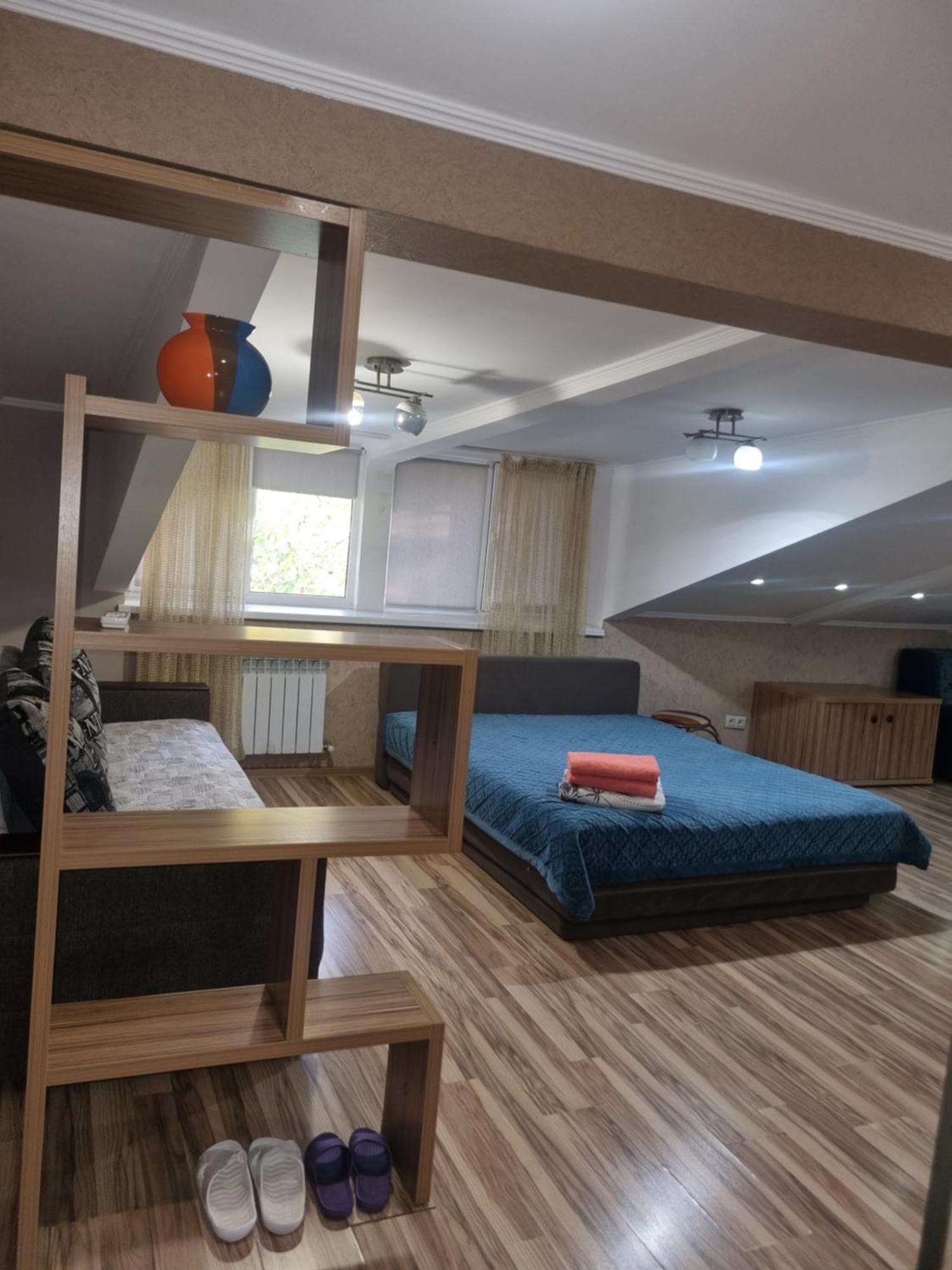 Apartments On Mustafa Ozturk Almatî Exterior foto